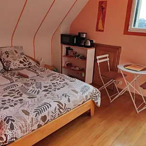 Deux Avec Balcon Et Sdb Privative Lannion